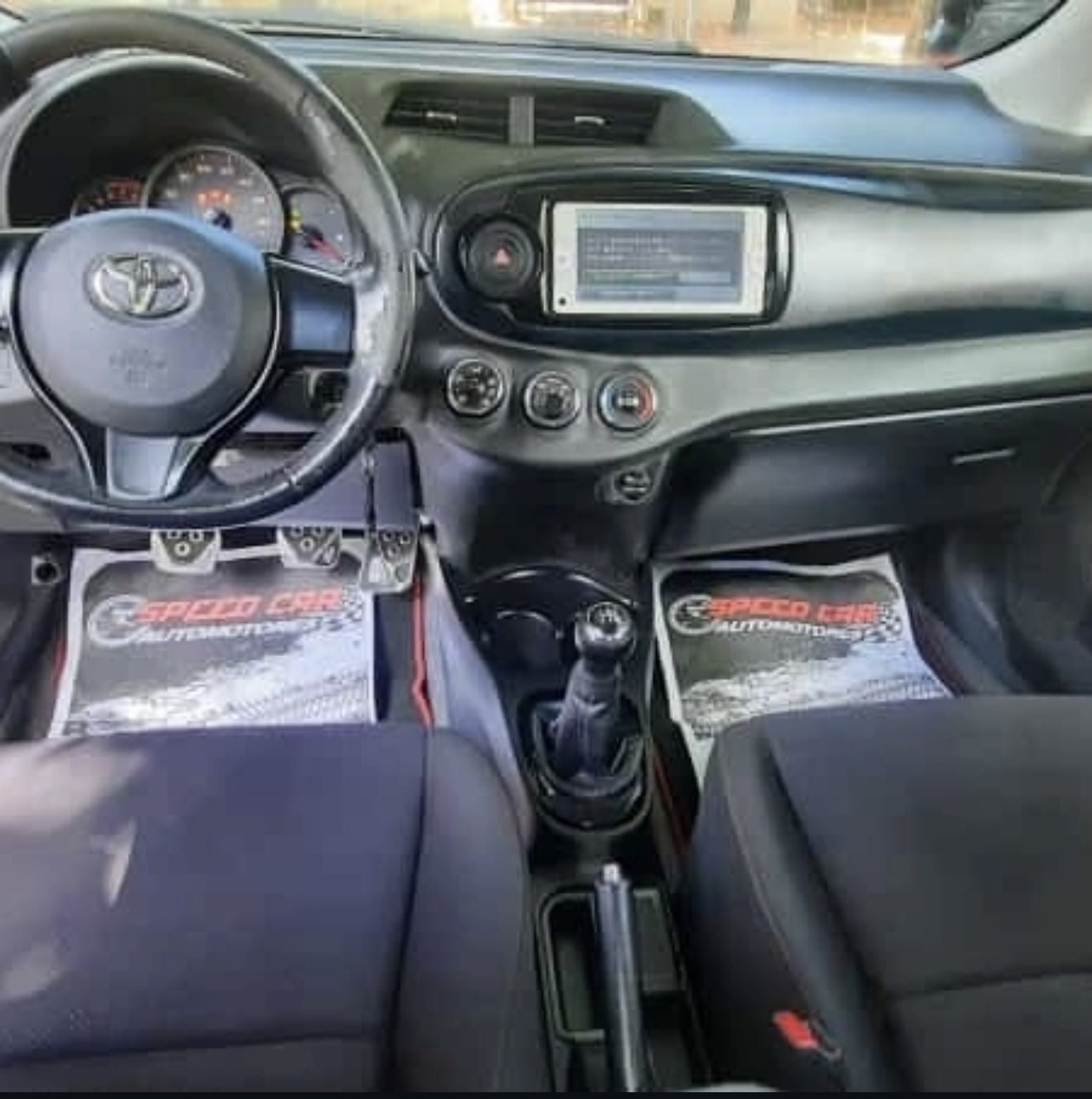 Toyota Vitz Rs GZ Racing - Foto 4