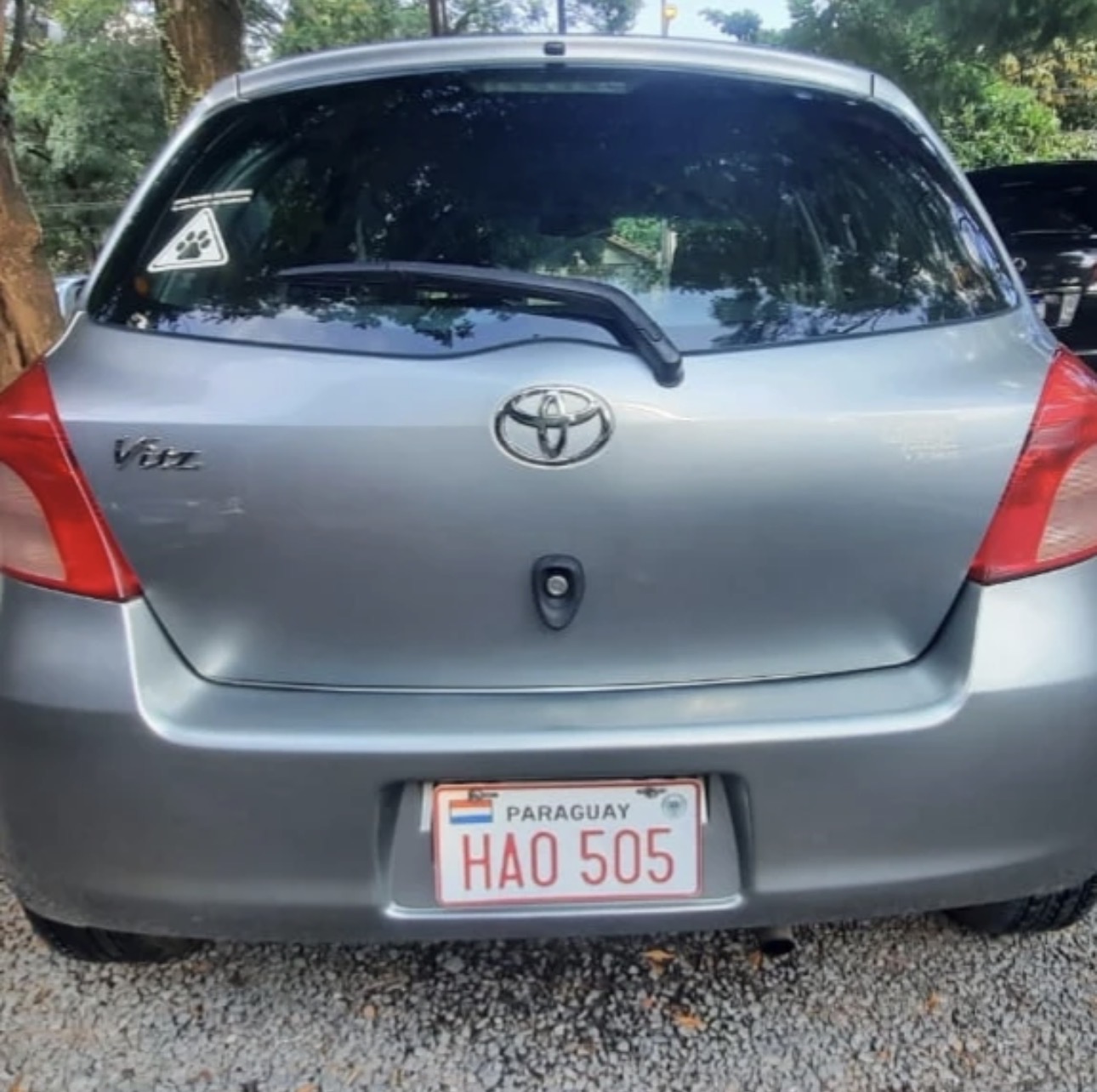 Toyota New Vitz - Foto 2